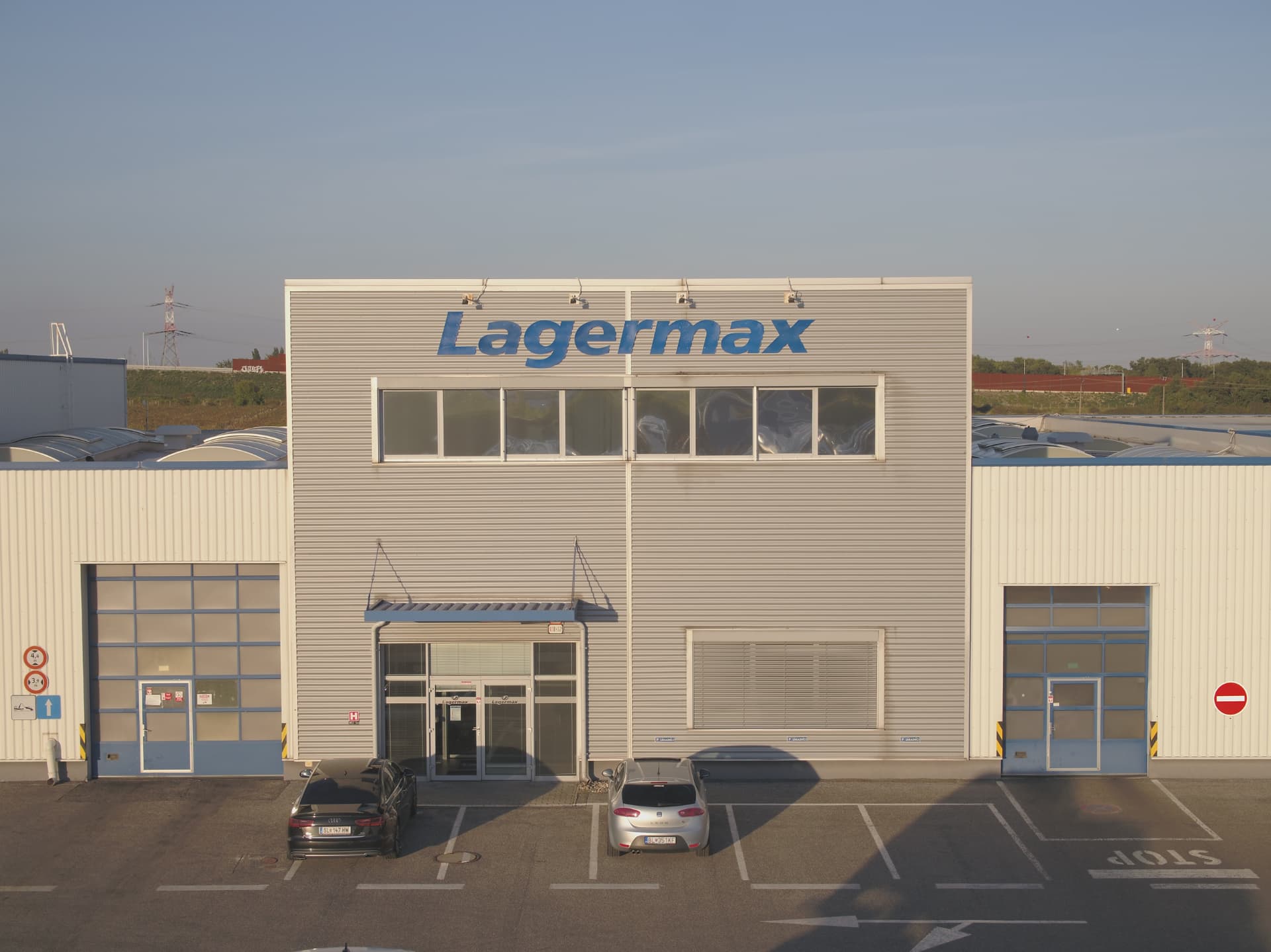 Budova Lagermax